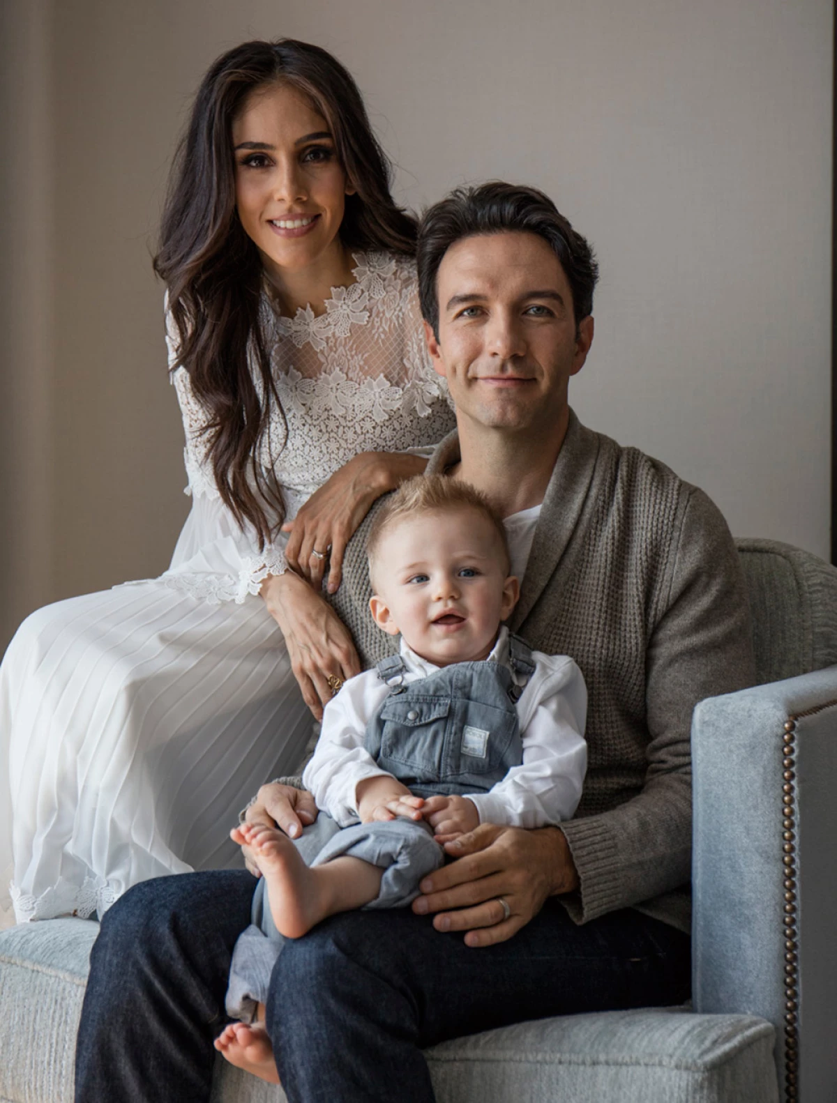 Sandra Echeverría, Leonardo de Lozanne y baby Andrés.