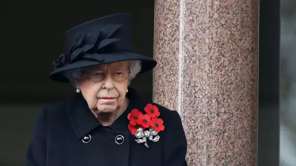 Reina Isabel II