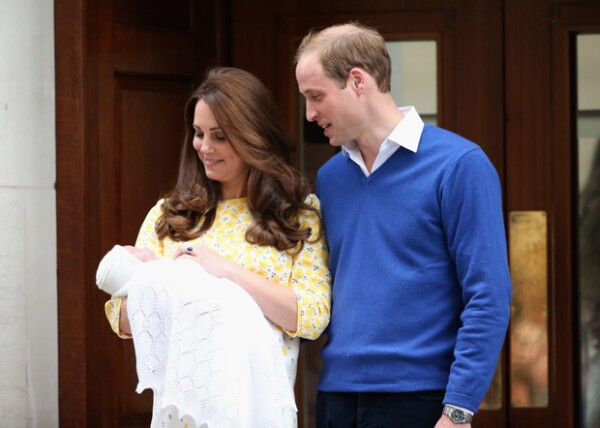 En las dos ocasiones en que tanto Lady Di como Kate han dieron a luz fue en el hospital de St. Marys.
