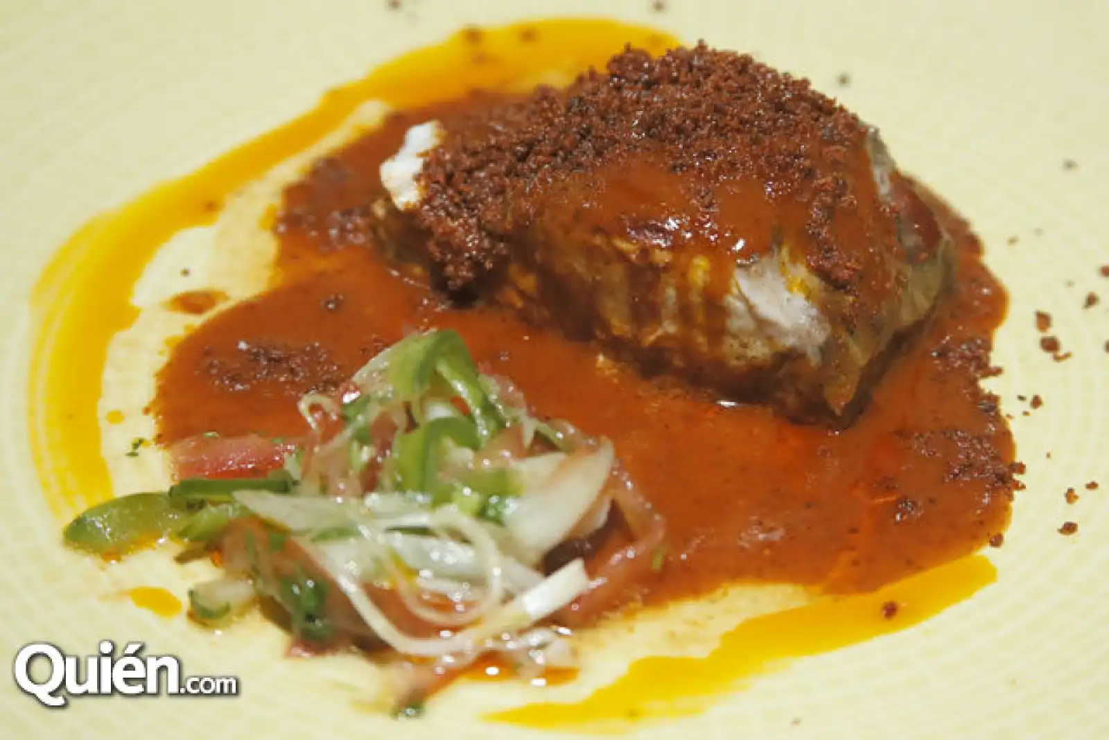 Tikin Xic (pescado al guajillo)