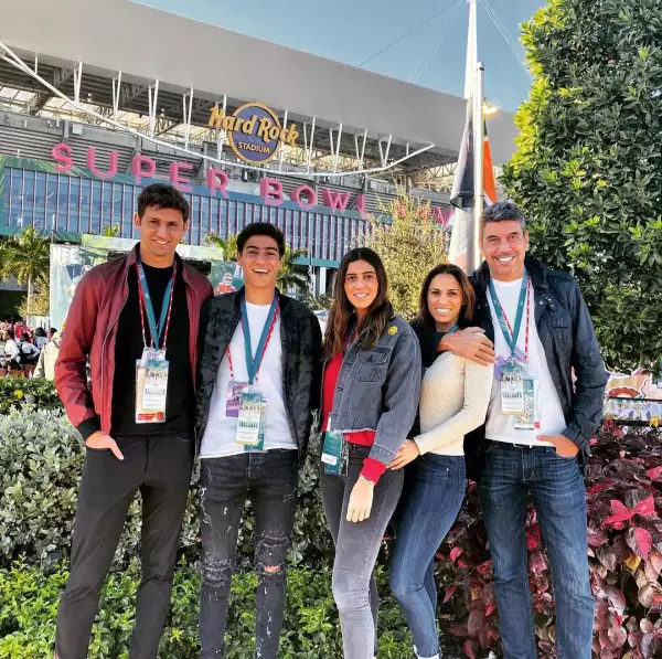Arturo, Alejandro y Johanna Elías Slim con Johanna Slim Domit y Arturo Elías Ayub