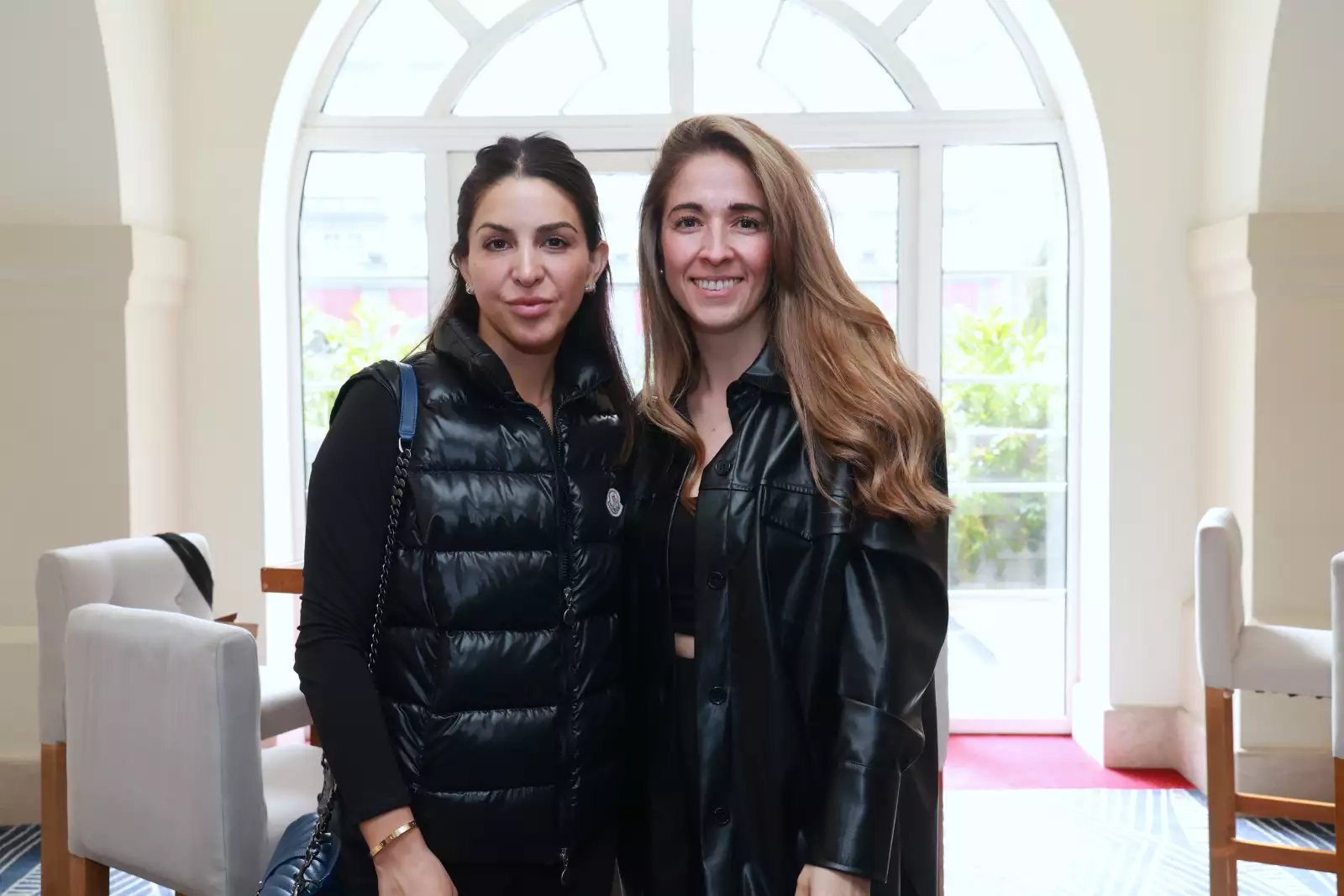 Alma Guerra y Bet Vivanco 