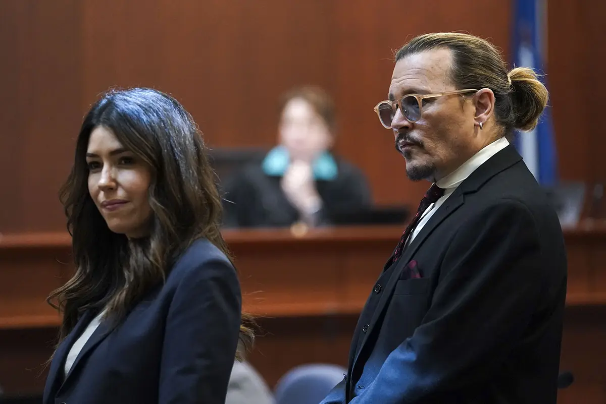 Johnny Depp y su abogada Camille Vasquez