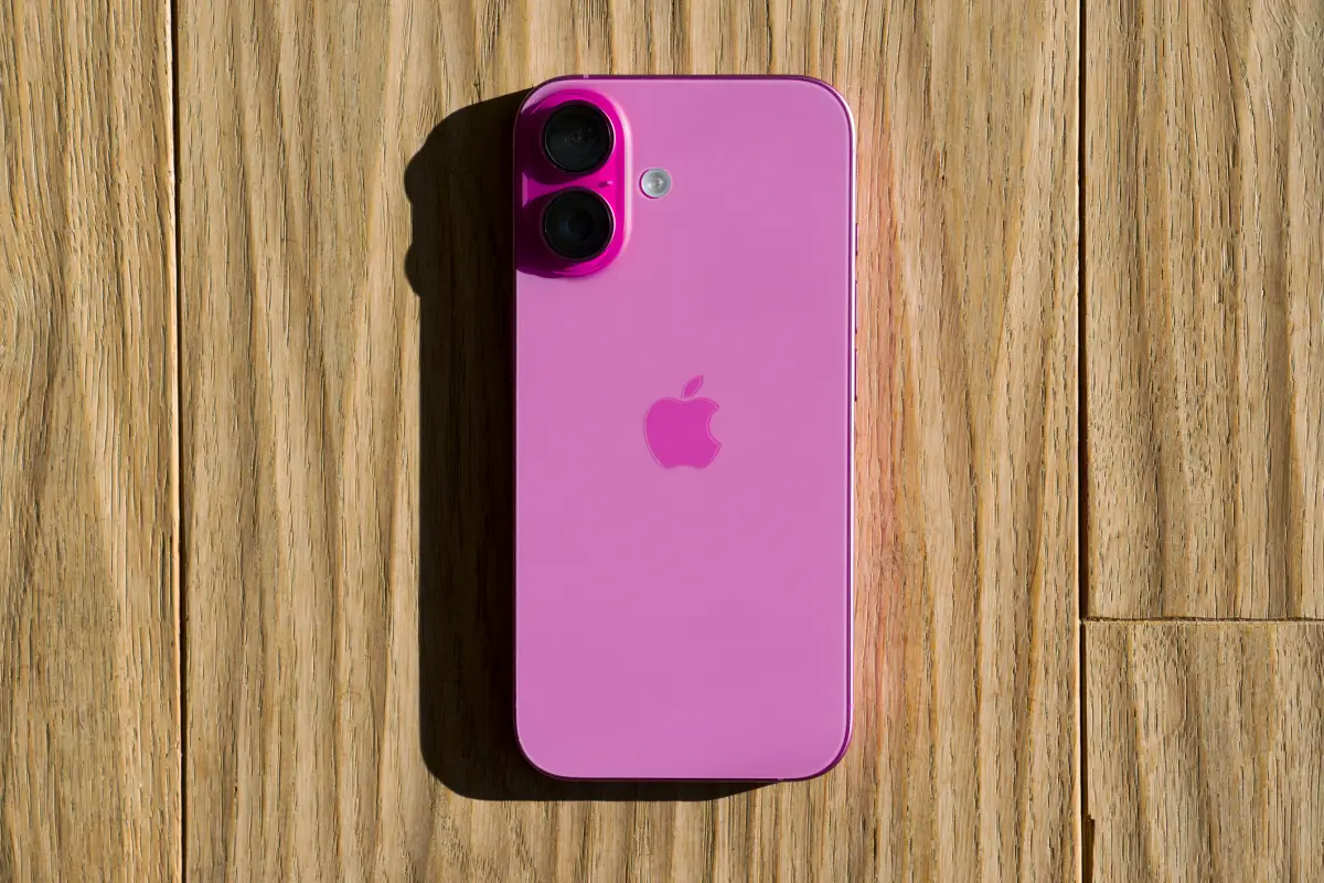 Sin tanto ruido de IA, Apple destrona a Samsung como el mayor fabricante de smartphones