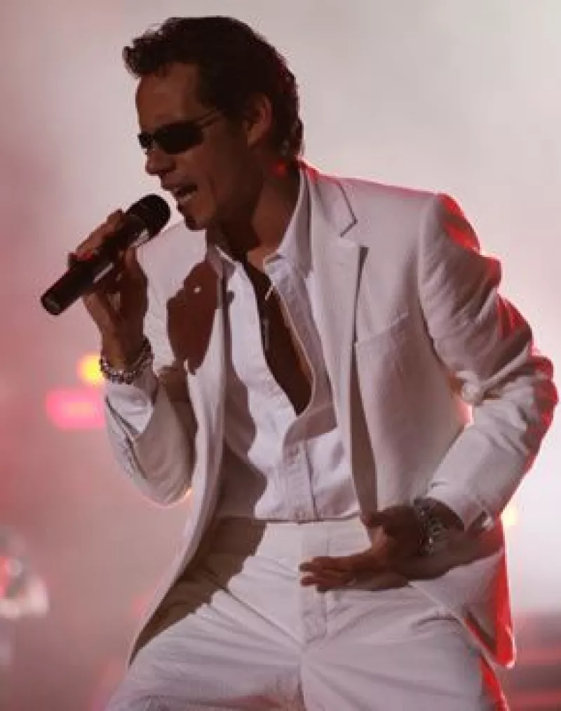 El cantante cobró medio millón de dólares por su presentación.