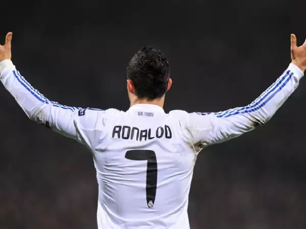 Sus apodos: CR7, El Deseado, El Bicho.