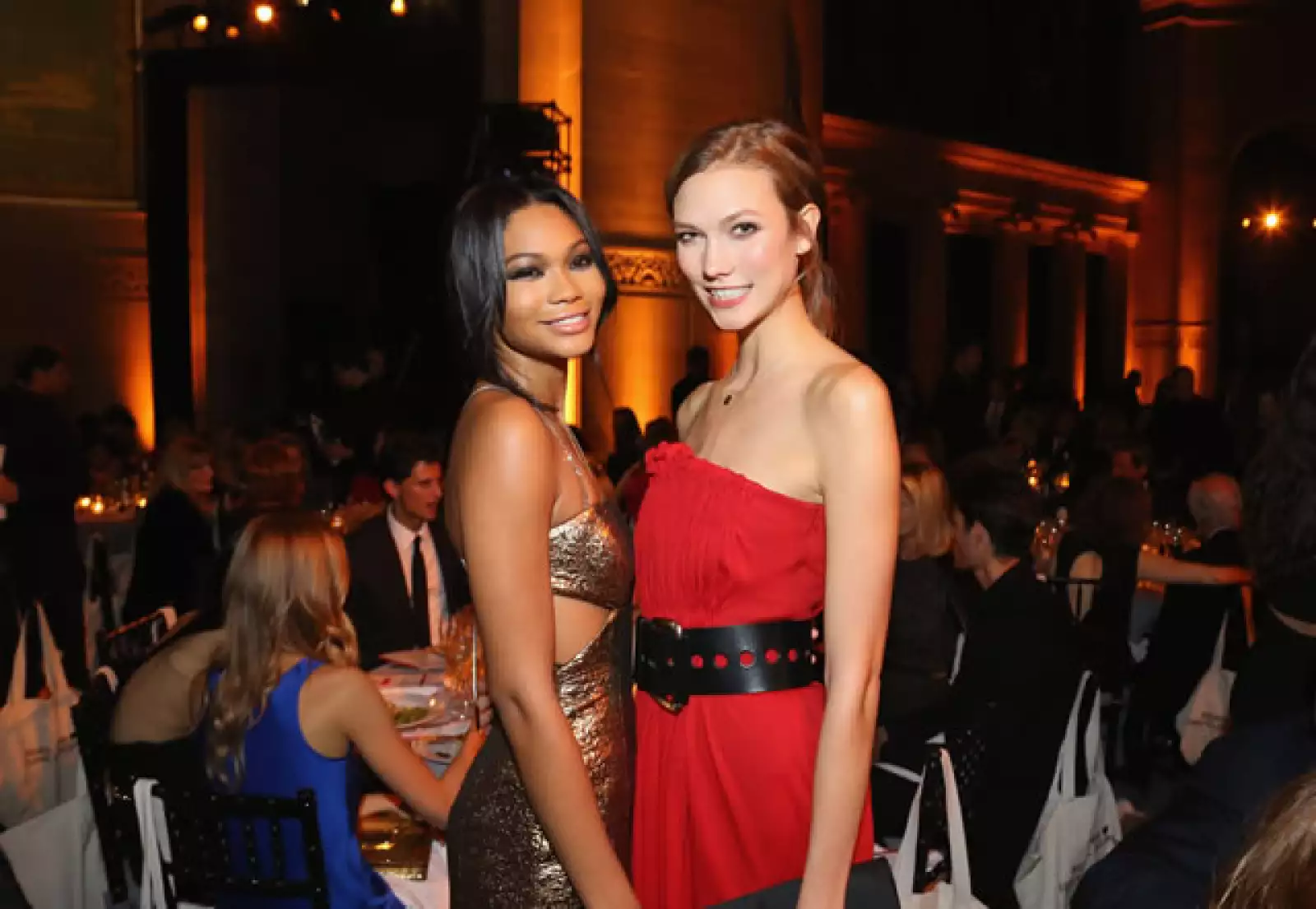 Karlie Kloss y Chanel Iman.