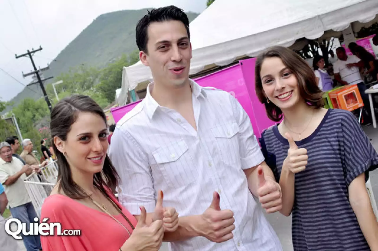 Claudia Fuente,José Diego Fuente e Isabel Fuente