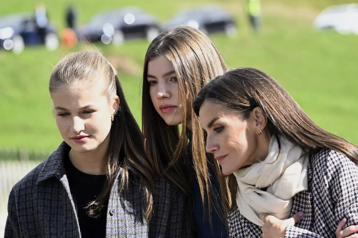 Leonor, princesa de Asturias, y su hermana, la infanta Sofía, hablan varios idiomas de forma fluida