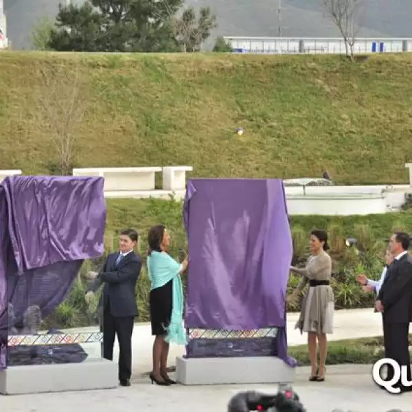 Inauguración del Paseo de la Mujer