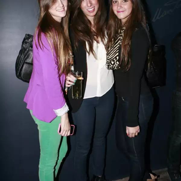 Roxana del Valle,María Jose Portilla,Daniela Martínez