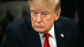 El presidente de los Estados Unidos, Donald Trump, en una rueda de prensa desde el despacho Oval, en la Casa Blanca.