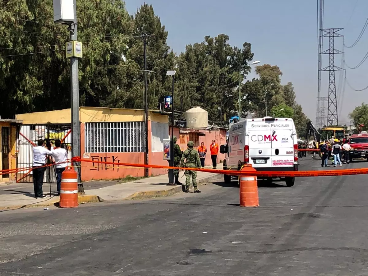 Toma clandestina Gustavo A. Madero Pemex
