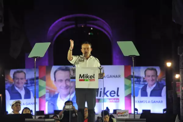 En el Monumento a la Revolución