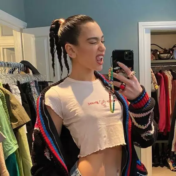 Dua Lipa.jpeg
