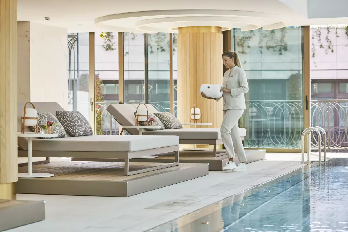 Four Seasons Madrid Swimming Pool