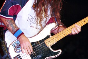 Steve Harris