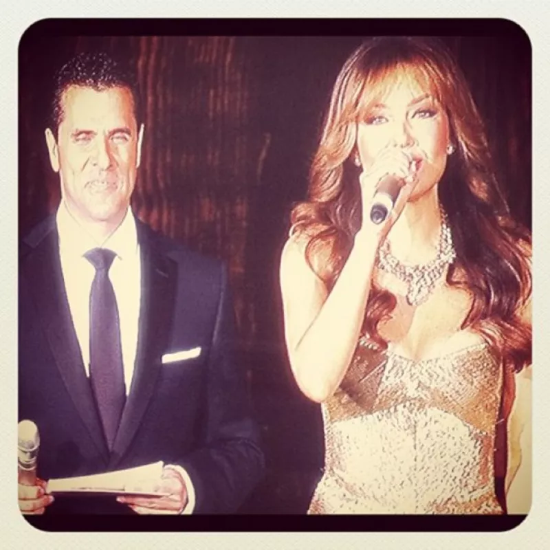 La cantante interpretó el tema "Gracias" que Gian Marco compuso especialmente para este día de homenaje a Roberto Gómez Bolaños.