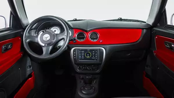 Zacua 5 auto mexicano
