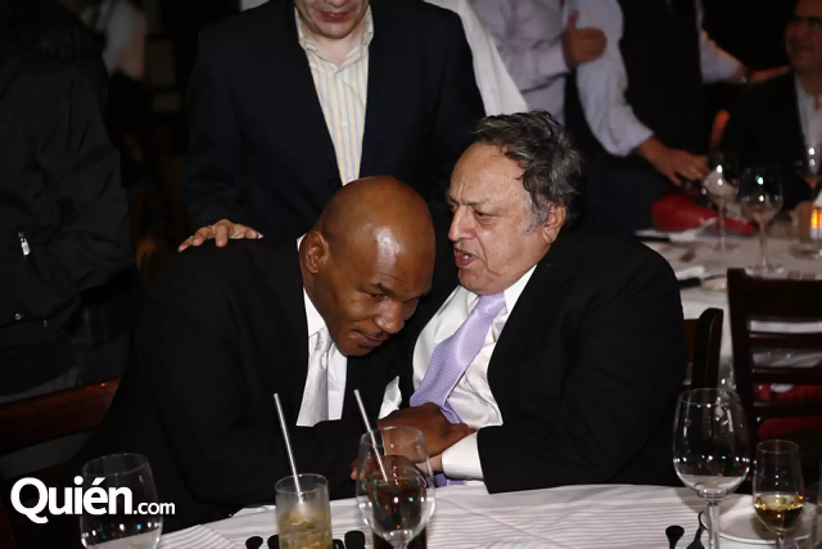Mike Tyson y José Sulaimán
