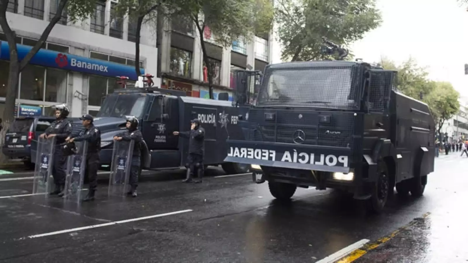 retiro campamento Zócalo 19