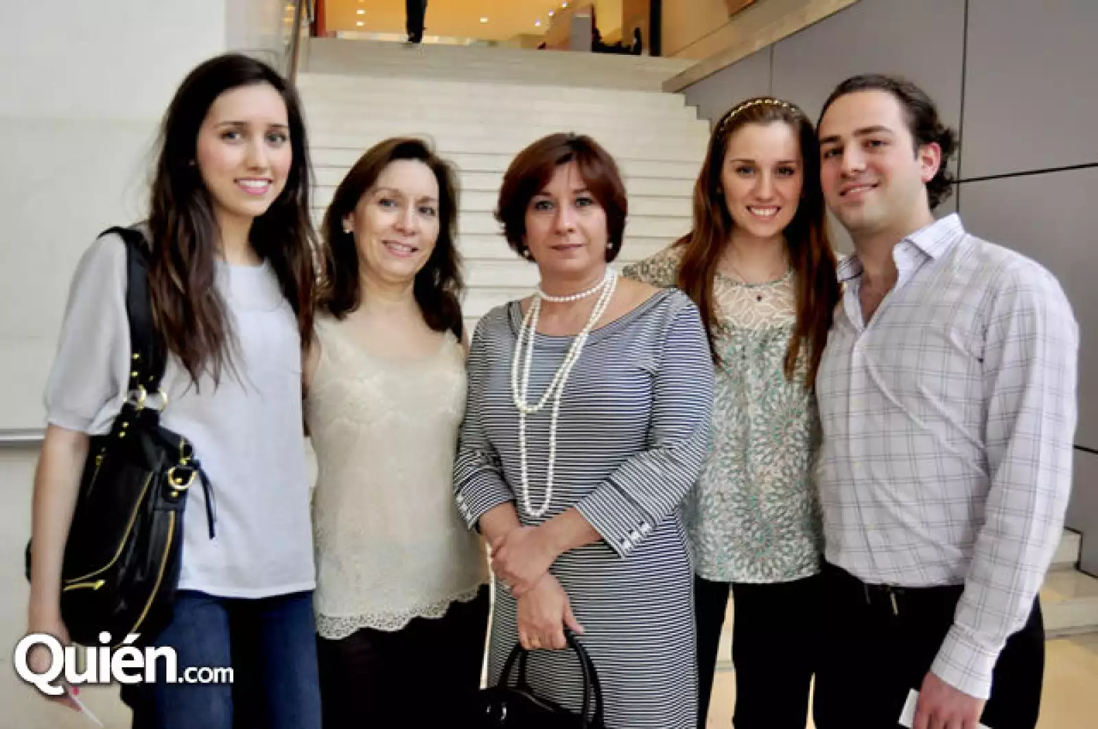 Marcela Zorrilla, Alejandra Garza, Ana María Lazcano, Magdalena Zorrilla y Alejandro San Román