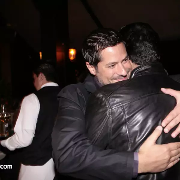 Charlie Alemán,Carlos Vargas