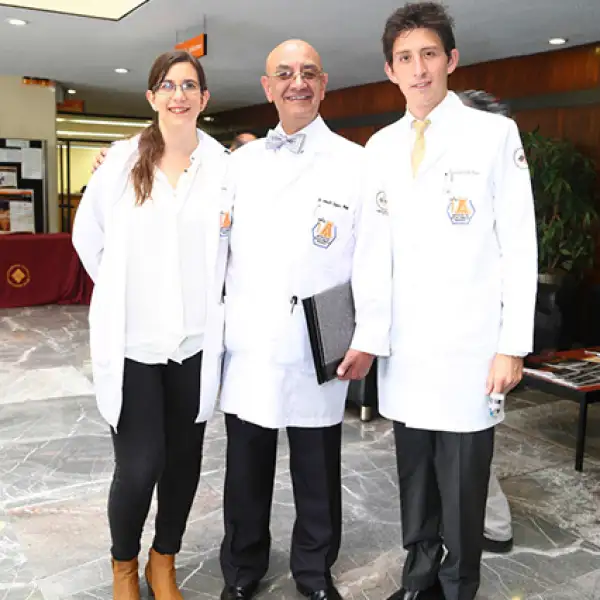 Sol Karentzky, Arnulfo L. Gamiz y Gerardo Soto