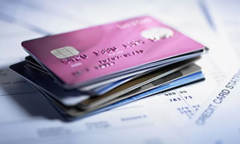 Los usuarios podrán comparar costos y comisiones de las tarjetas de crédito que tienen contratadas. (Foto: Getty Images)