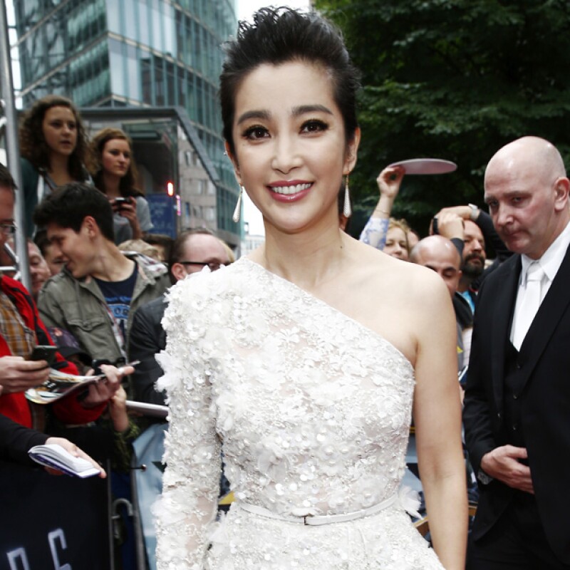 Li BingBing actuó recientemente en Transformers junto a Mark Wahlberg.