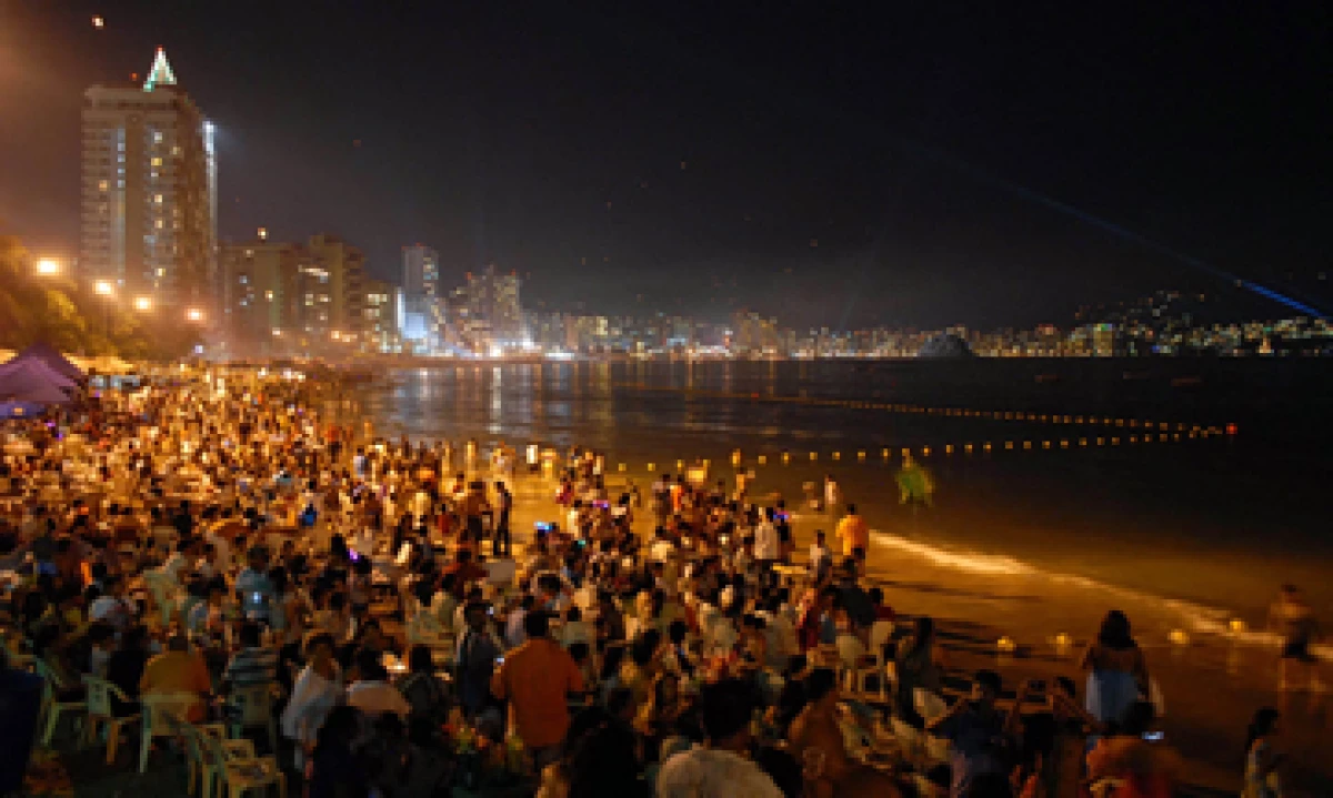 El destino más visitado por los capitalinos será Acapulco, según la encuesta de Master Research. (Foto: Notimex)