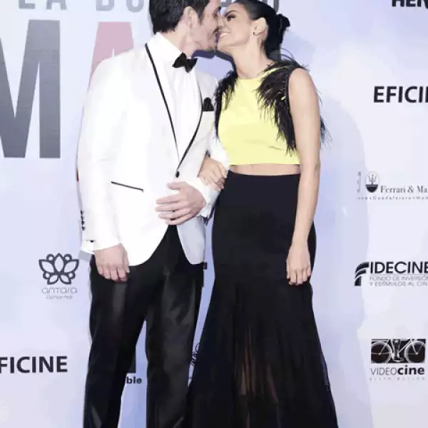 Mauricio Ochmann y Aislinn Derbez.