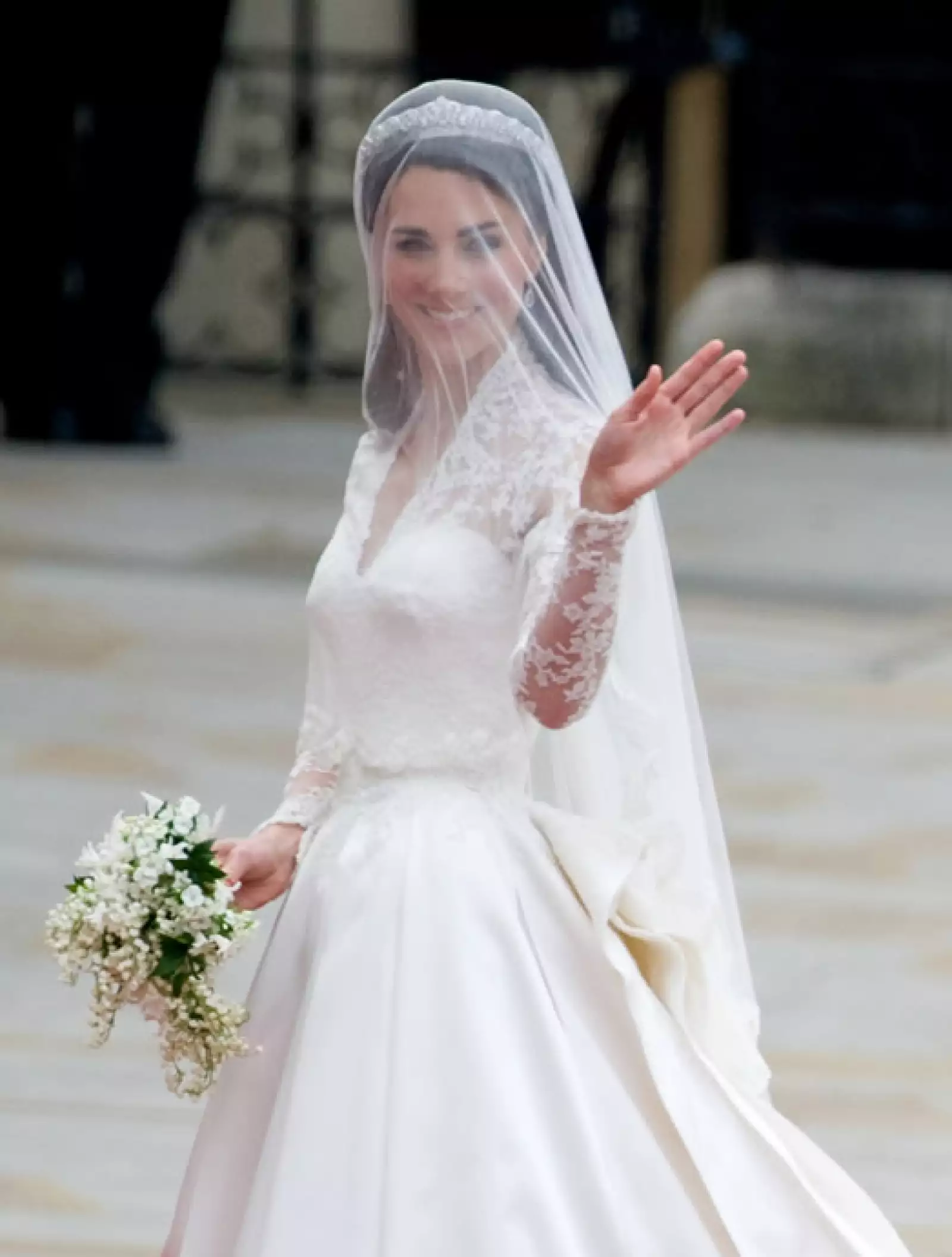¿El mayor acierto de Kate? Un vestido de novia que se ha convertido en outfit de culto.