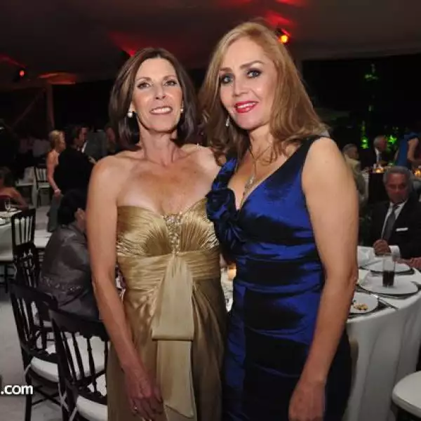 Gabriela Igartua,Cinthia González.