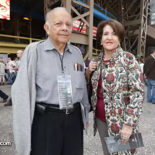 Abelardo Monges,Luz Romo