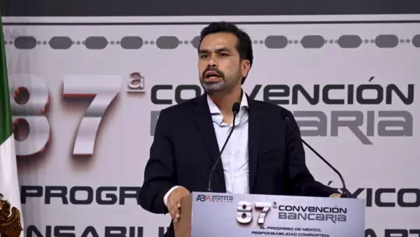 jorge-alvarez-maynez-convencion-bancaria.jpeg