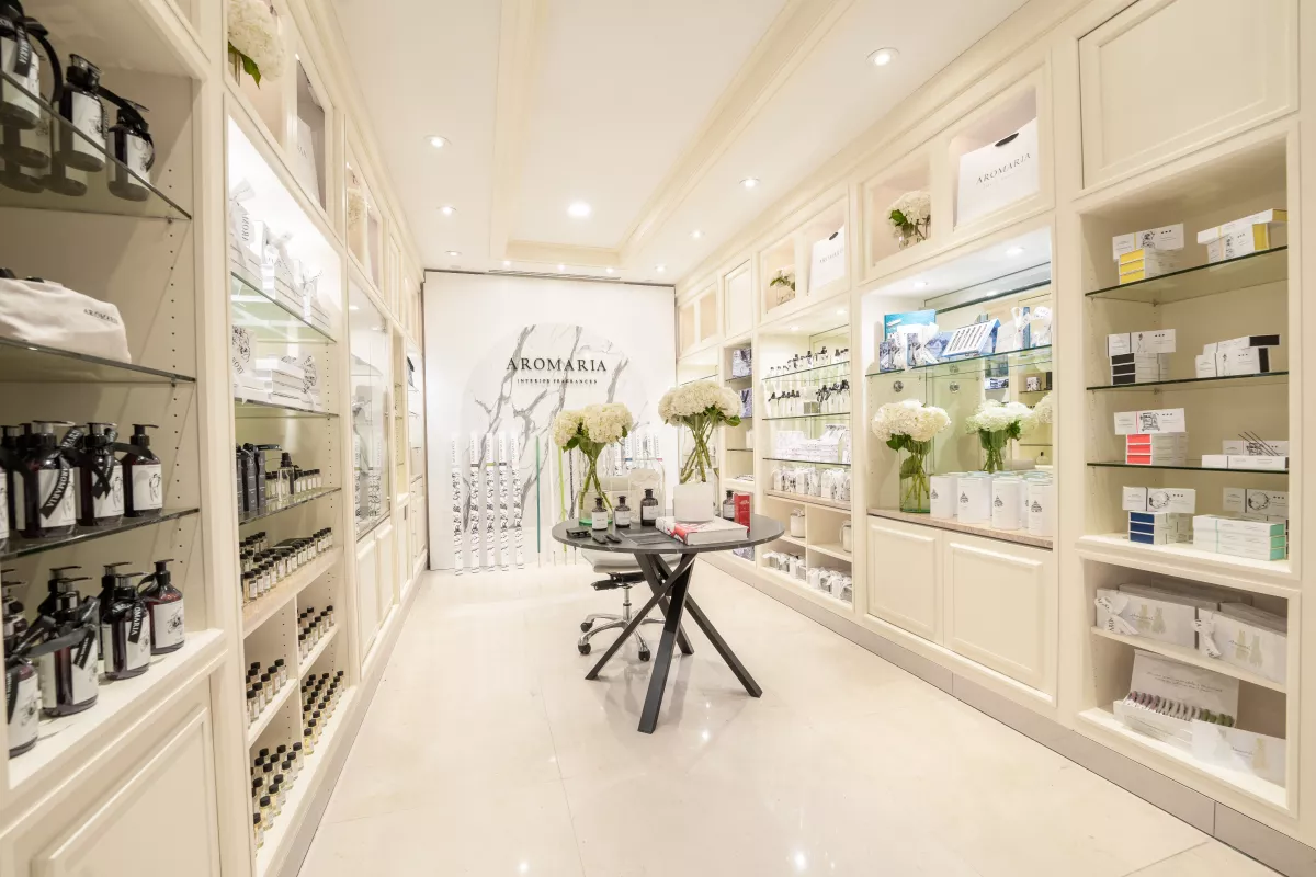 Vista del interior de la boutique de Aromaria en el Four Seasons de Miami