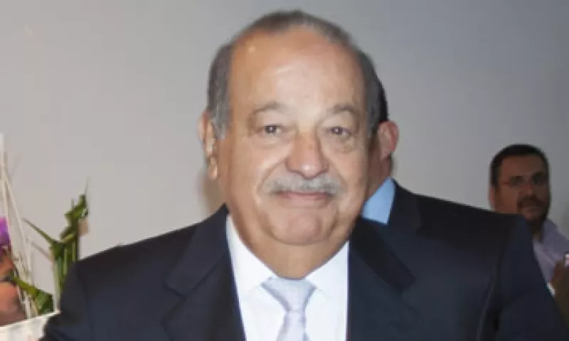 La iniciativa privada debe realizar mayores inversiones en sus trabajadores, dijo Slim. (Foto: Cuartoscuro)