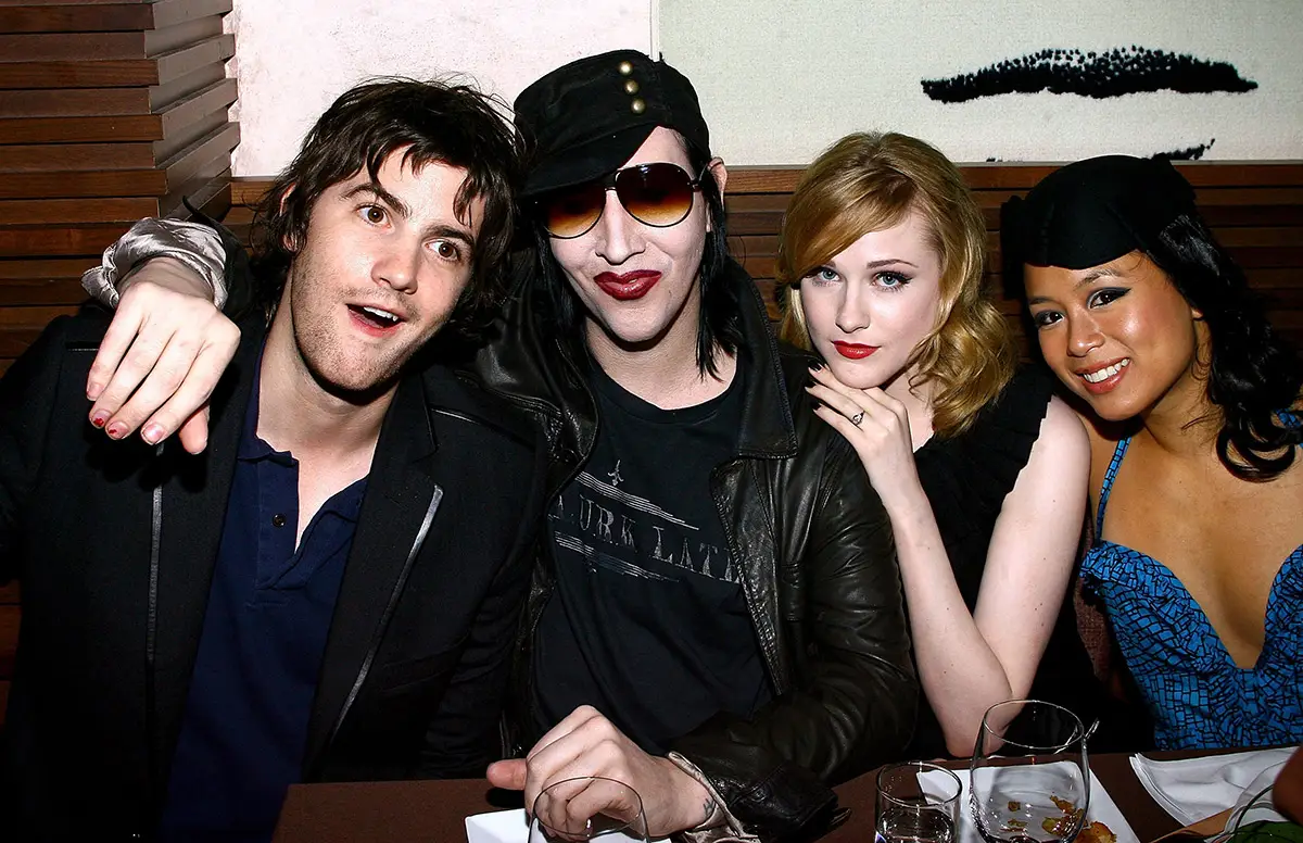 manson2.jpg