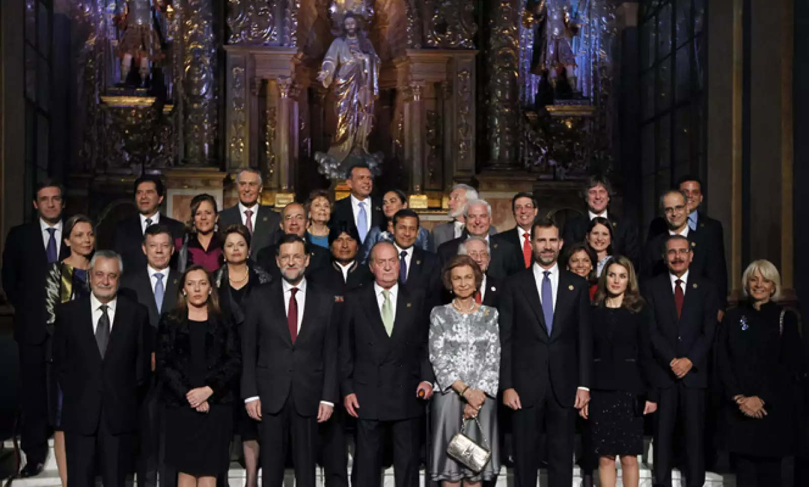 La declaración final realiza un diagnóstico de la crisis internacional y las recetas para superarla, que incluyen una apuesta por incentivos al crecimiento.