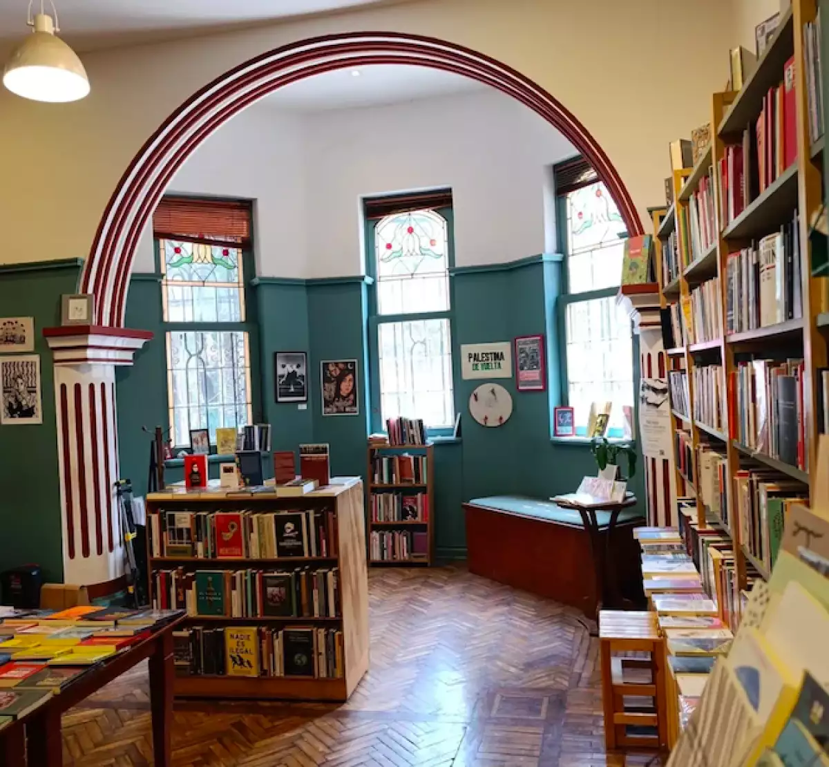 libreria-volcana-lugar-comun.png
