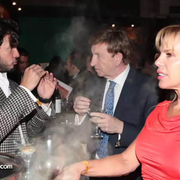 Rolly Pavia,Victor Pascual,Debie Beard