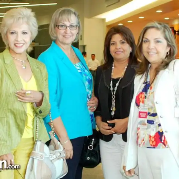 Josefina Alejandra,Blanca Esthela González,Olga Lidia Ramírez e Irma Adriana Garza