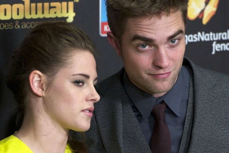 Kristen Stewart y Robert Pattinson, luego de su reconciliación, promocionaron la última película de Crepúsculo por todo el mundo, sin embargo poco después terminaron nuevamente.