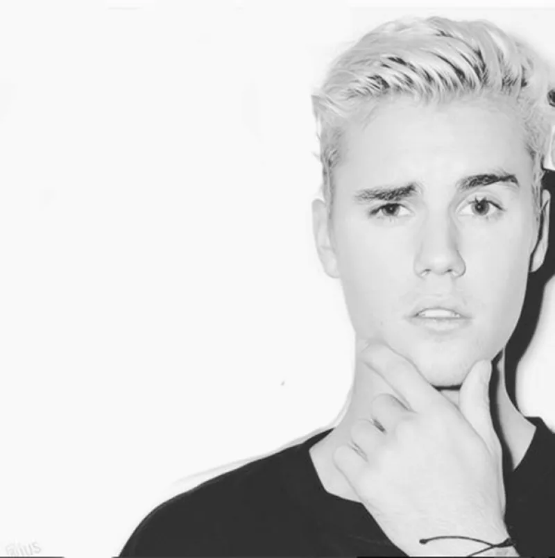 El ídolo pop publicó en Instagram la foto de una guapa joven de quién pidió referencias, ¿la conoces?