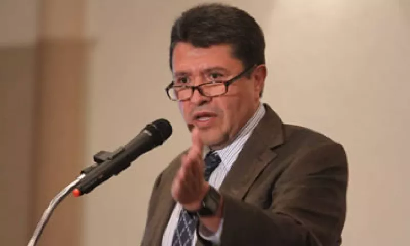 Monreal dijo que no permitirán que el caso se olvide, como, según él, pretende hacerlo el IFE. (Foto: Notimex)