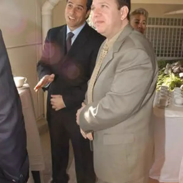 Marco Amtonio Regil, David Steinberg