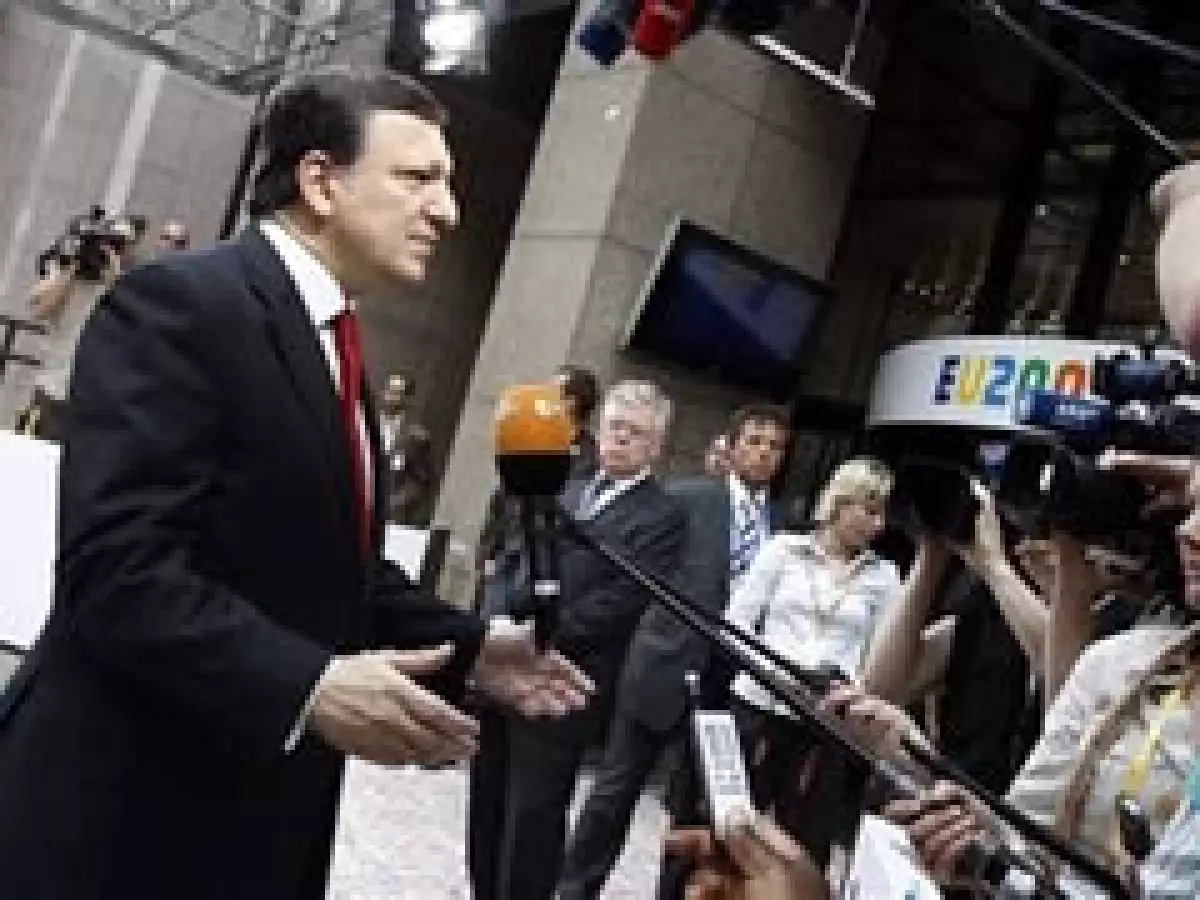 José Manuel Durao Barroso preside la cumbre de verano de la UE en Bruselas. (Foto: AP)