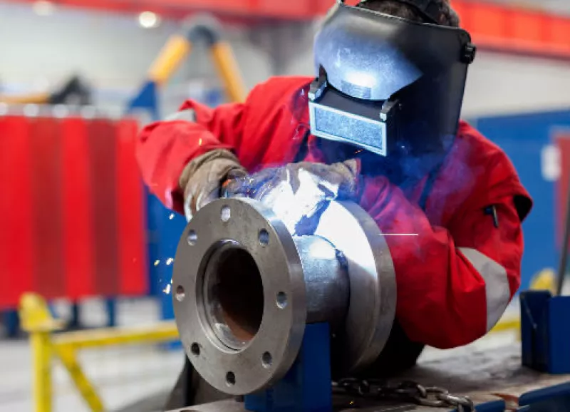 trabajador del acero