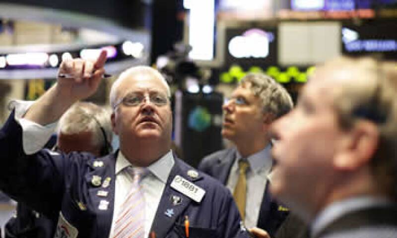 Los inversionistas mexicanos pueden acceder a las acciones del índice más importante de Wall Street. (Foto: Reuters)